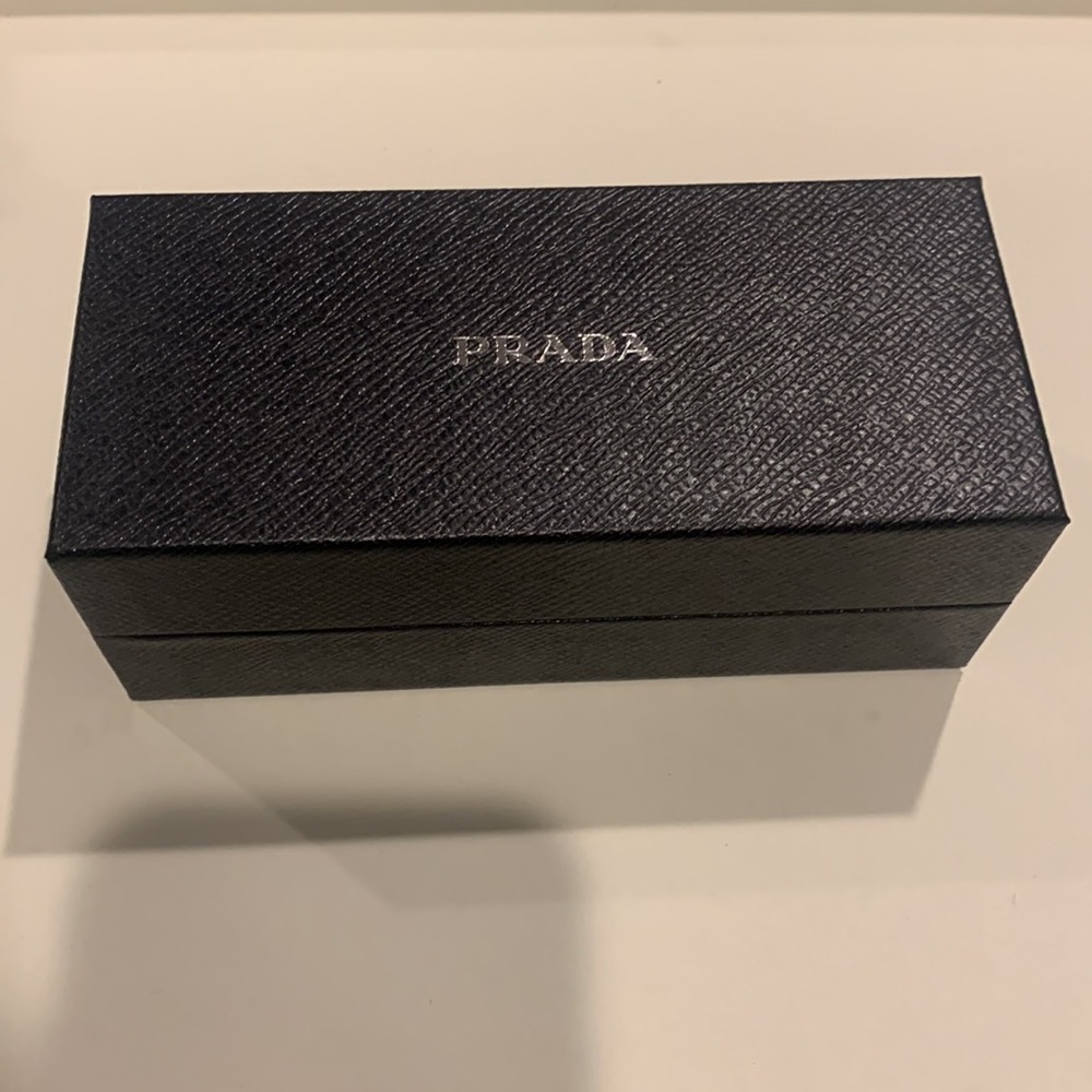 NEW PRADA PR 22YS 1AB5S0 BLACK DARK GREY AUTHENTIC SUNGLASSES 58-15 “Wide Frame” - Picture 8 of 10
